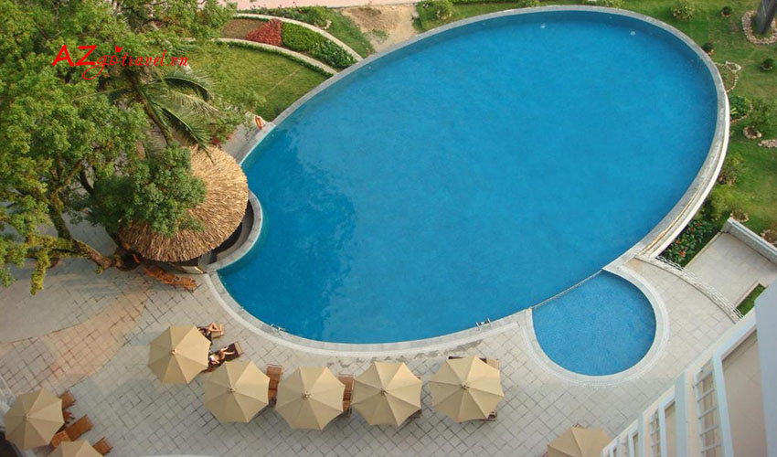 Khách sạn Novotel Hạ Long