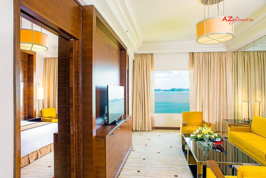 Kh&aacute;ch sạn Royal Hạ Long