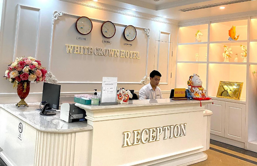 Khách sạn White Crown Hạ Long